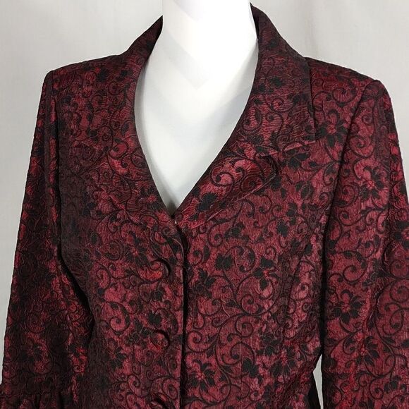 Vtg.2pc. Jessica Howard Lace Skirt Suit - Picture 2 of 10